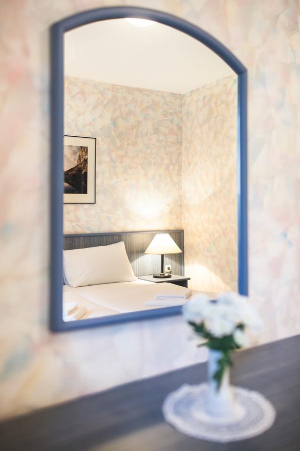 Hotel Dravograd Kültér fotó