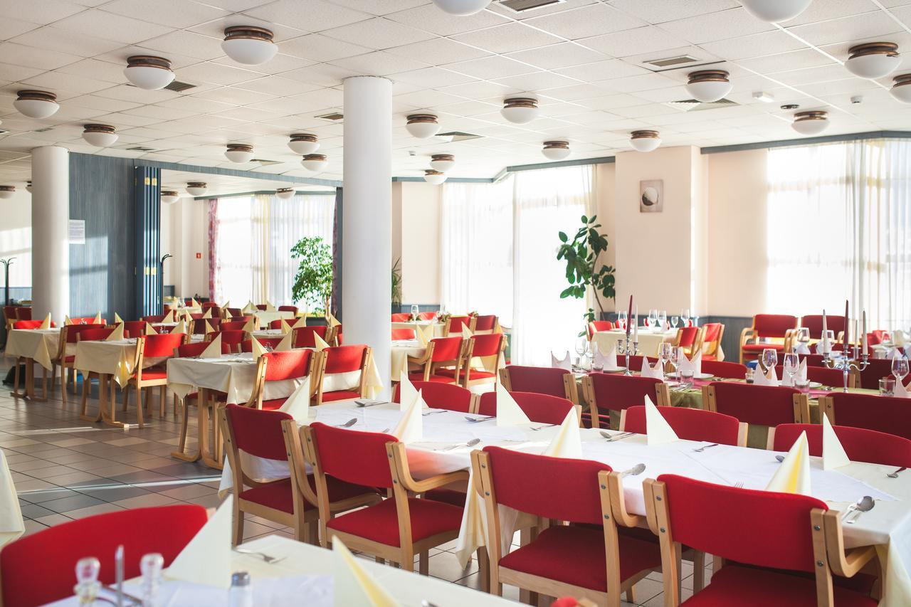 Hotel Dravograd Kültér fotó